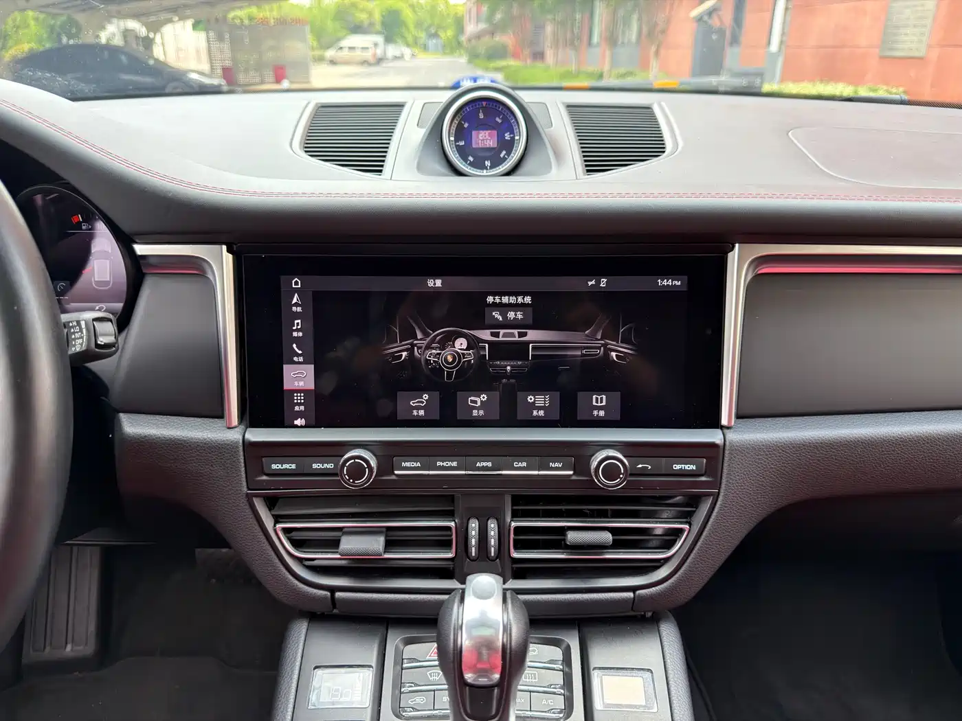 Porsche Macan 2021 Macan 2.0T фото 10