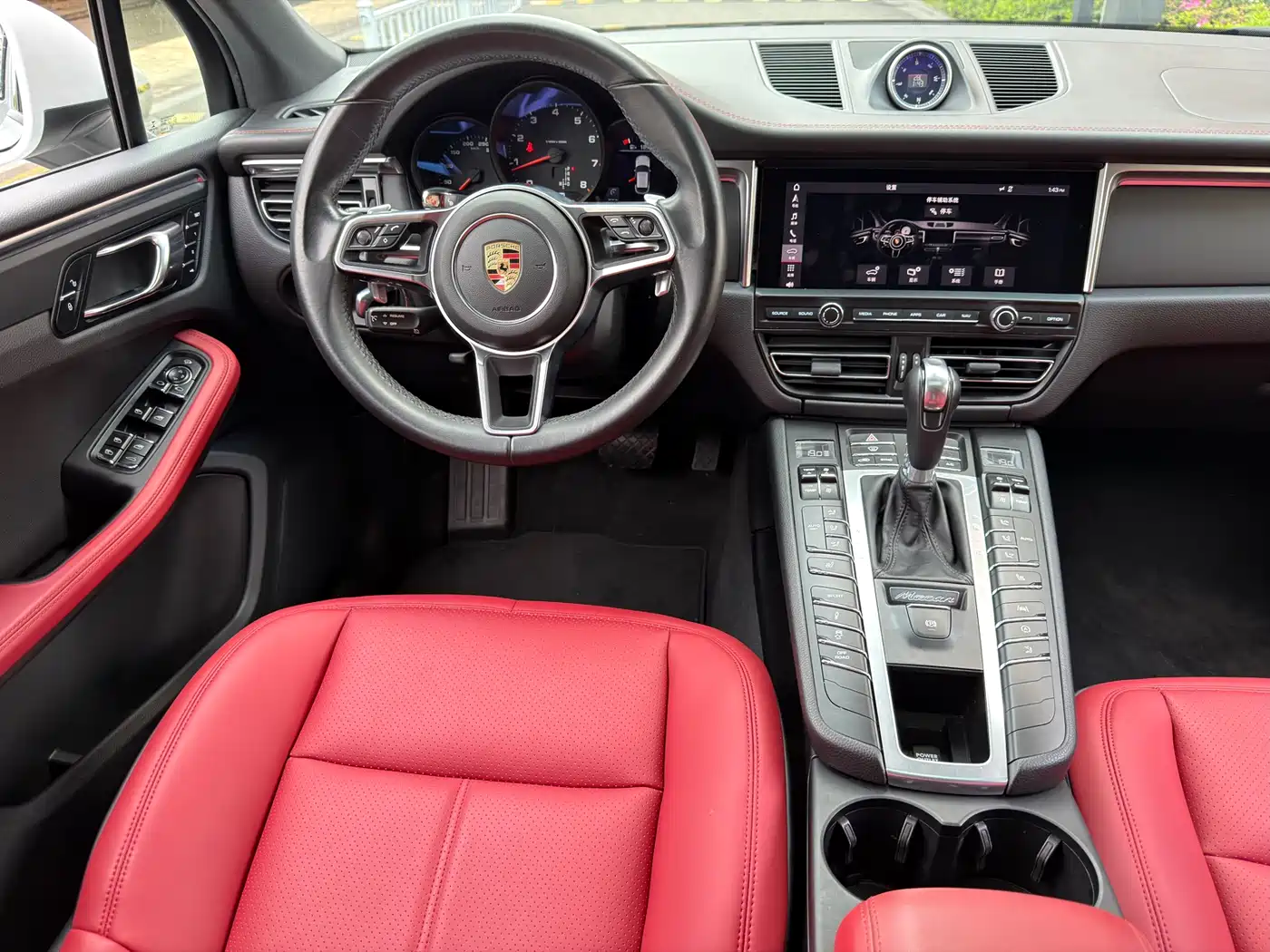 Porsche Macan 2021 Macan 2.0T фото 7