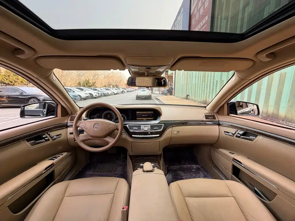 Фото 4 - Mercedes-Benz S-Class