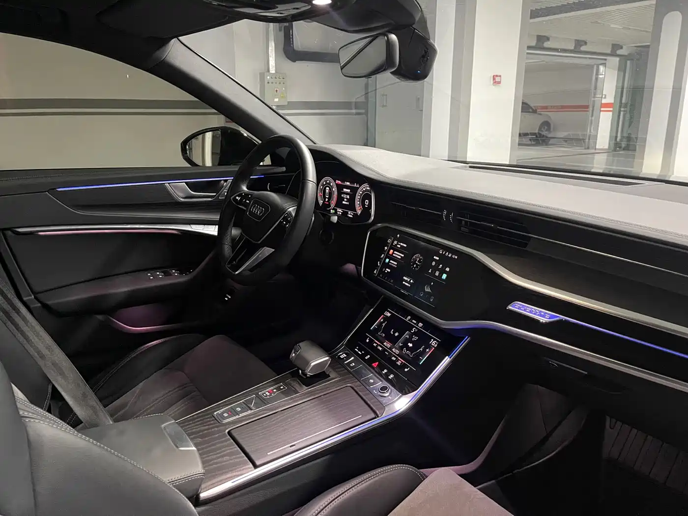 Audi A6L 2024 45 TFSI quattro Premium Dynamic фото 19