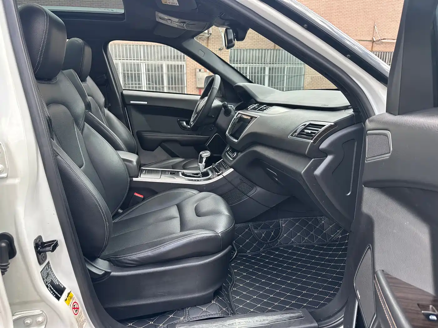 Landwind X7 2015 2015 2.0T Panorama Premium