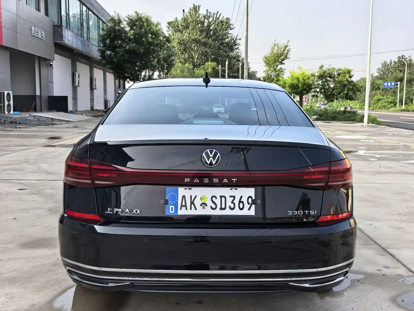 Photo 3 - Volkswagen Passat