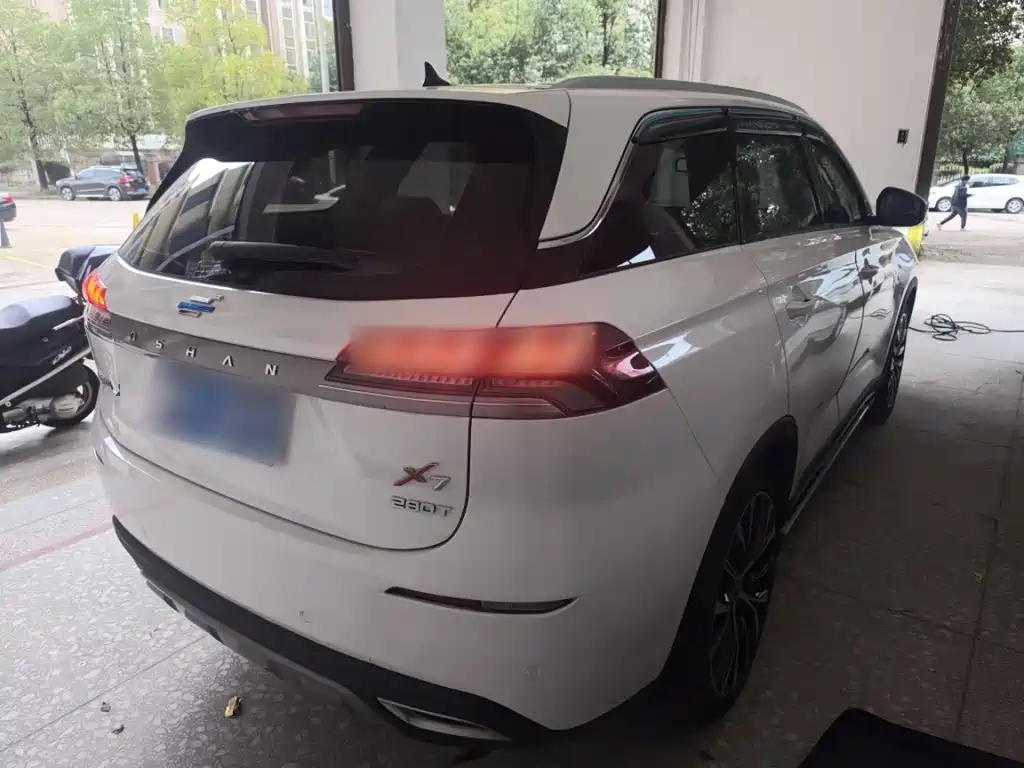 صورة 5 - Changan Oshan X7