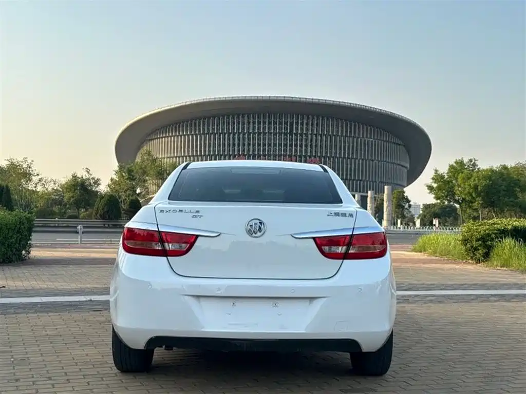 Buick Excelle 2013 GT 1.6L Automatic Fashion Edition фото 5