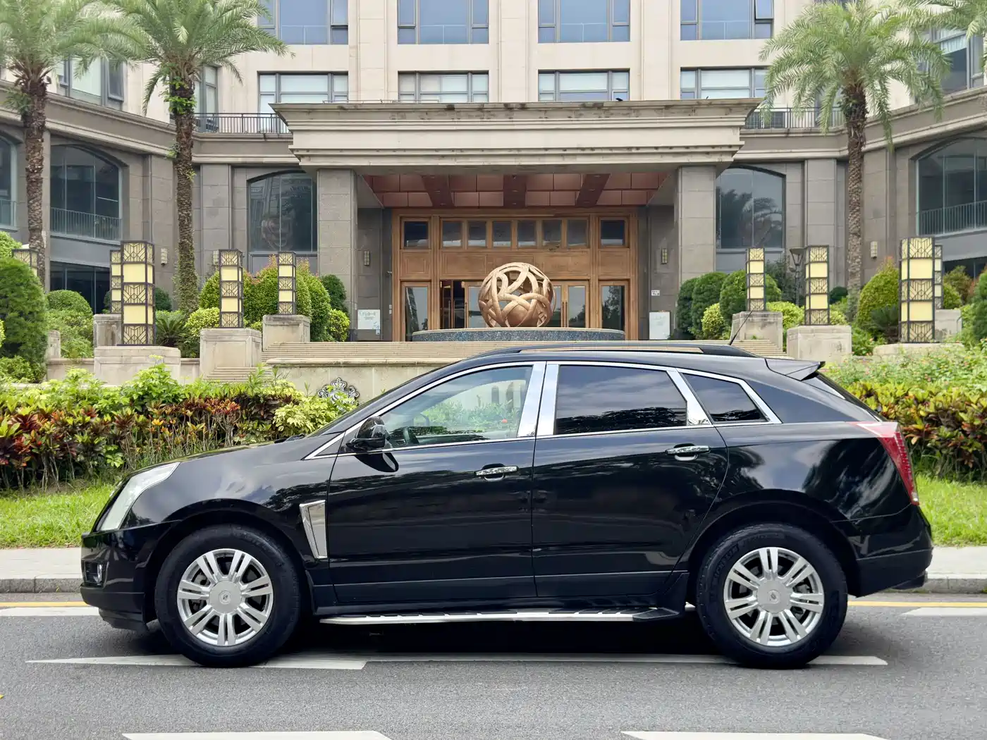 Cadillac SRX 2015 3.0L Comfort фото 3
