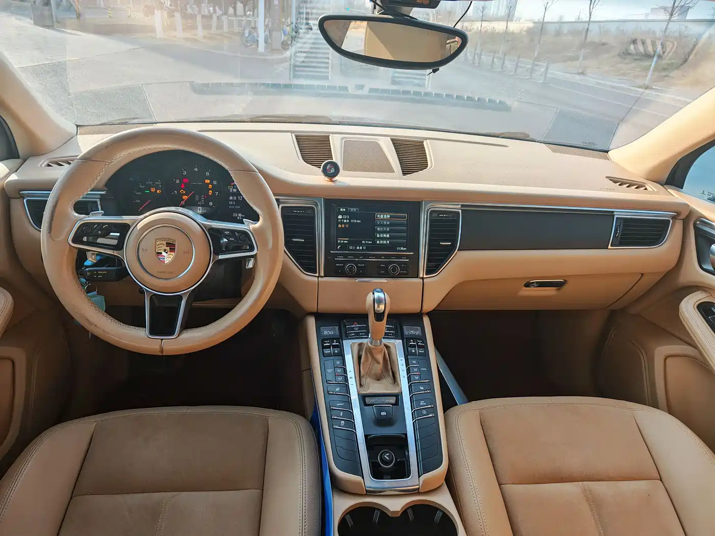 Porsche Macan 2016 Macan 2.0T фото 9