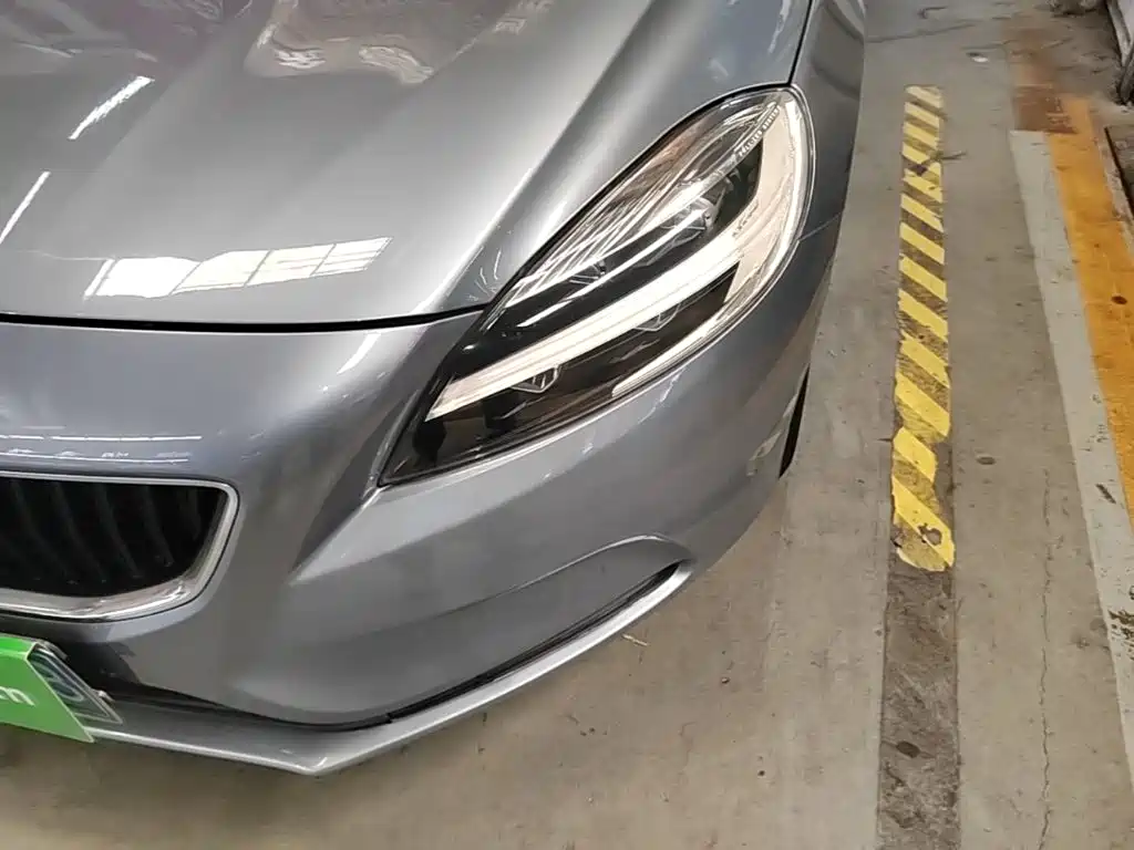 Volvo V40 2018 2018 T3 Inscription Edition