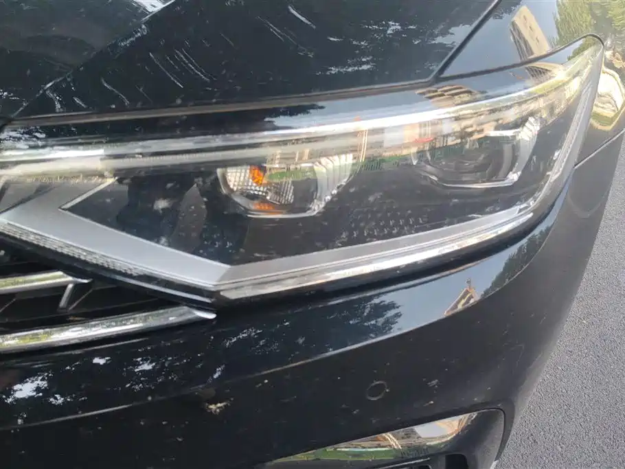 Volkswagen Magotan 2023 Model 2 Million Commemorative Edition 330TSI DSG Luxury фото 5
