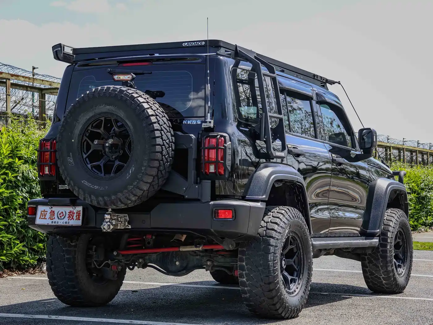 Tank 300 2023 Off-Road Edition 2.0T Conqueror фото 7