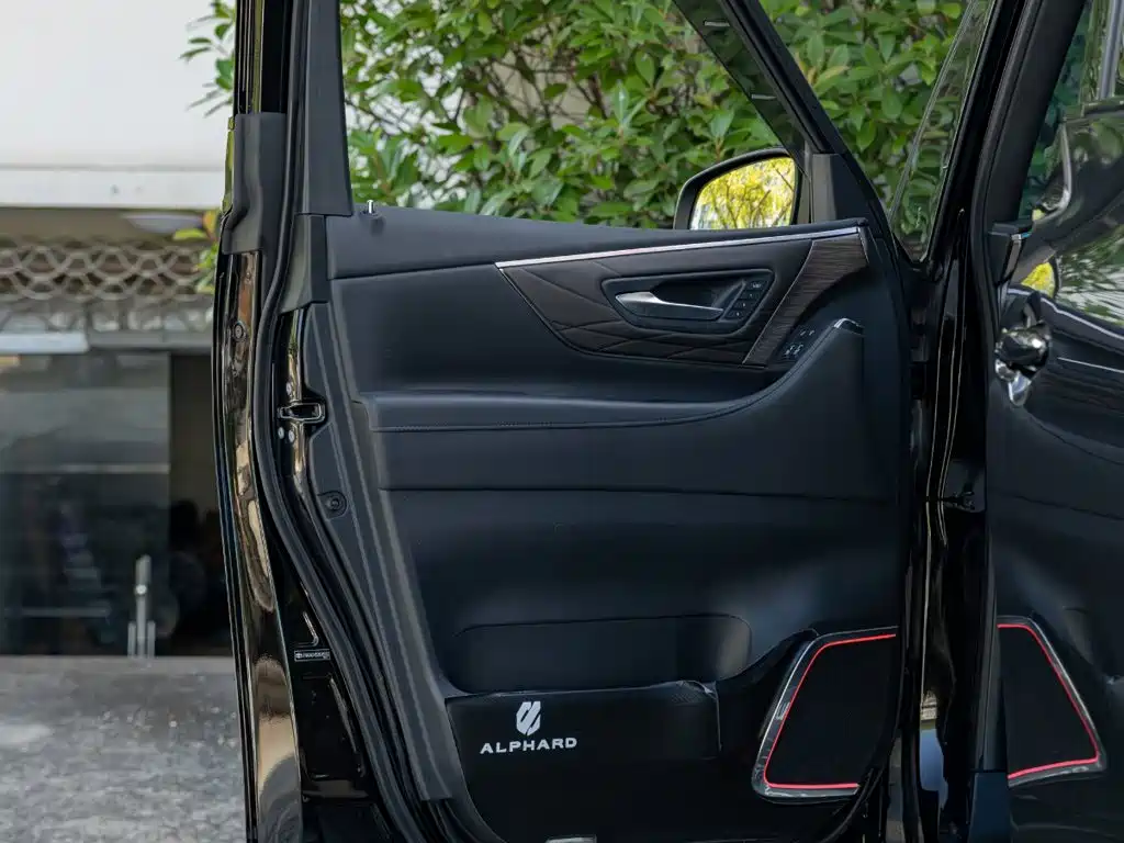 Toyota Alphard 2025 2024 Hybrid 2.5L Prestige Edition