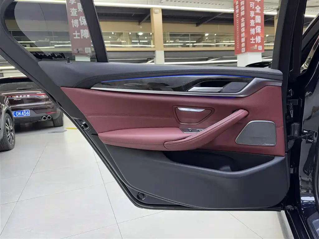 BMW 5 Series 2018 Facelift 530Li Exclusive M Sport Package фото 13