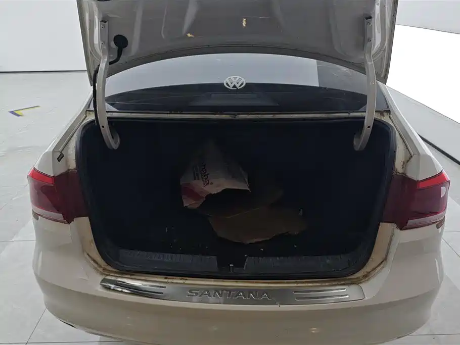 Volkswagen Santana 2015 1.4L Manual Trend Edition фото 4