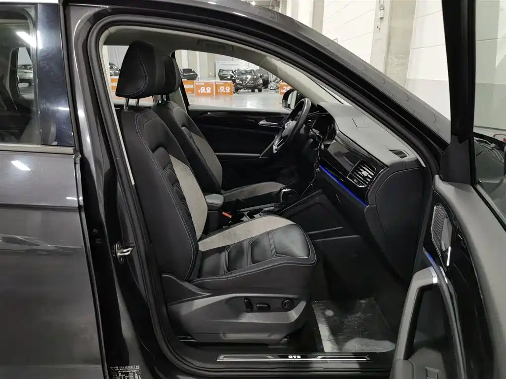 Volkswagen Tayron GTE Plug-in Hybrid 2020 Model 1.4T Luxury фото 23