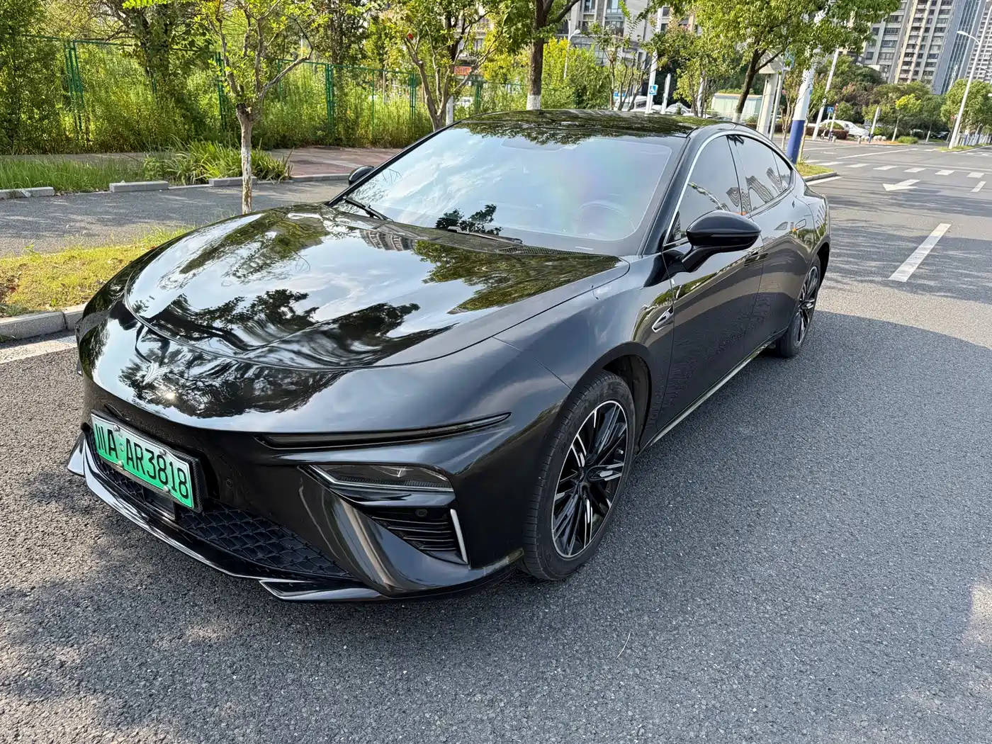 Nezha Auto Nezha S 2023 2023 Pure Electric 520km RWD Lite Edition