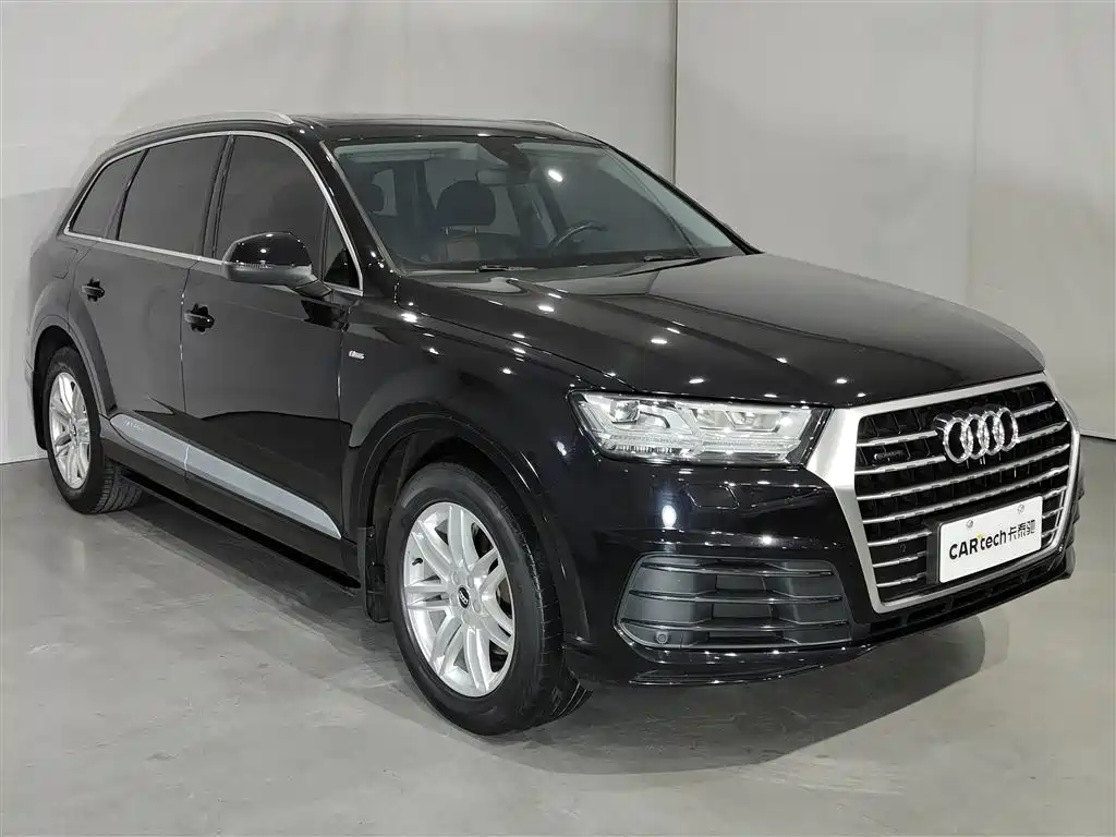 Audi Q7 2019 45 TFSI Comfort фото 2