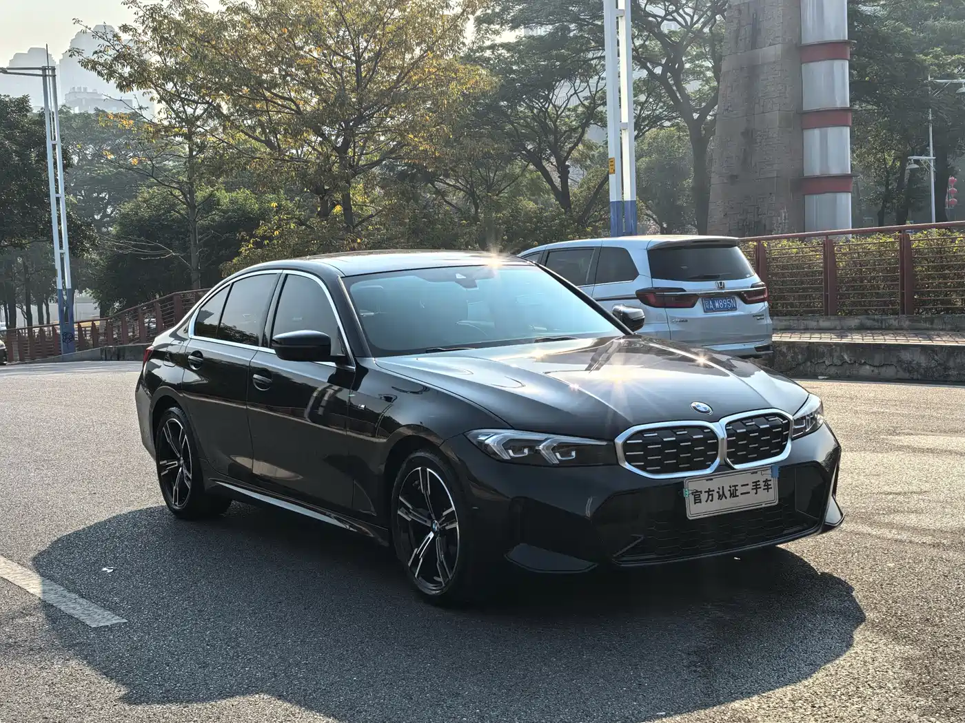 BMW 3 Series 2024 325i M Sport Package фото 3