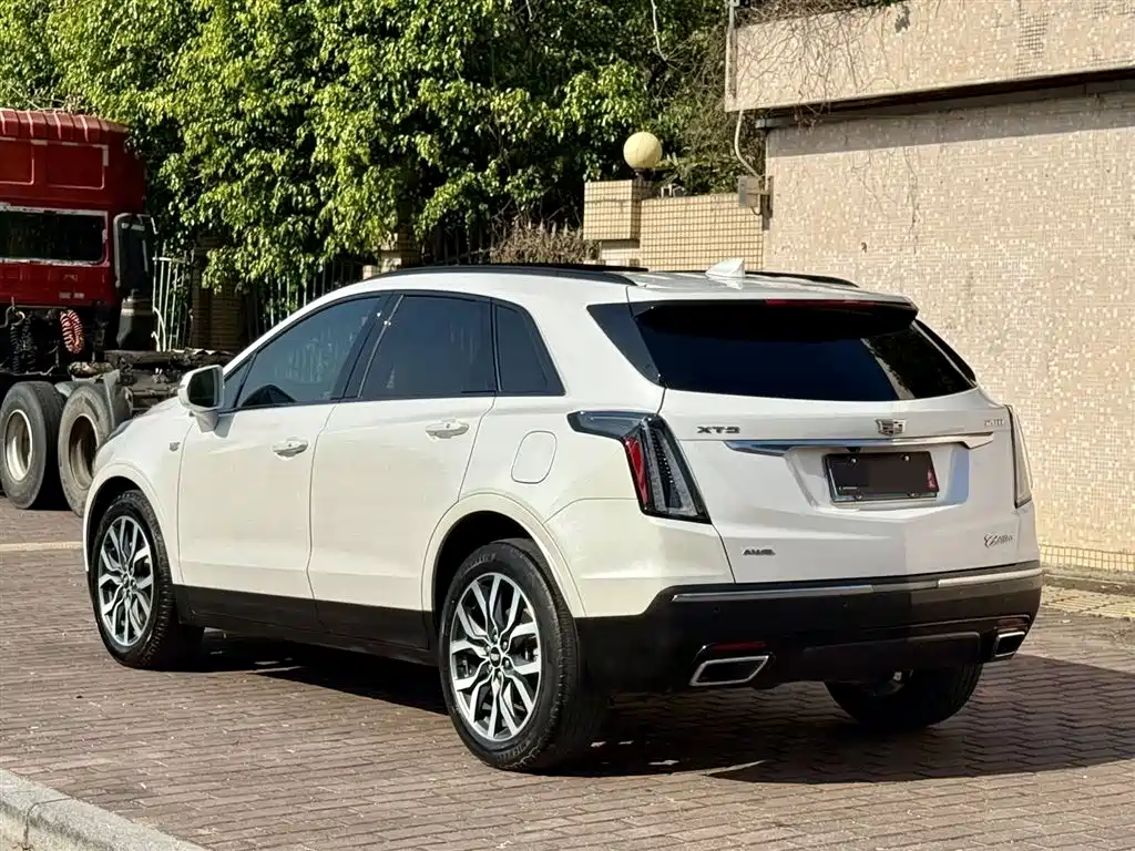 Cadillac XT5 2021 28T AWD Leading Sport фото 7