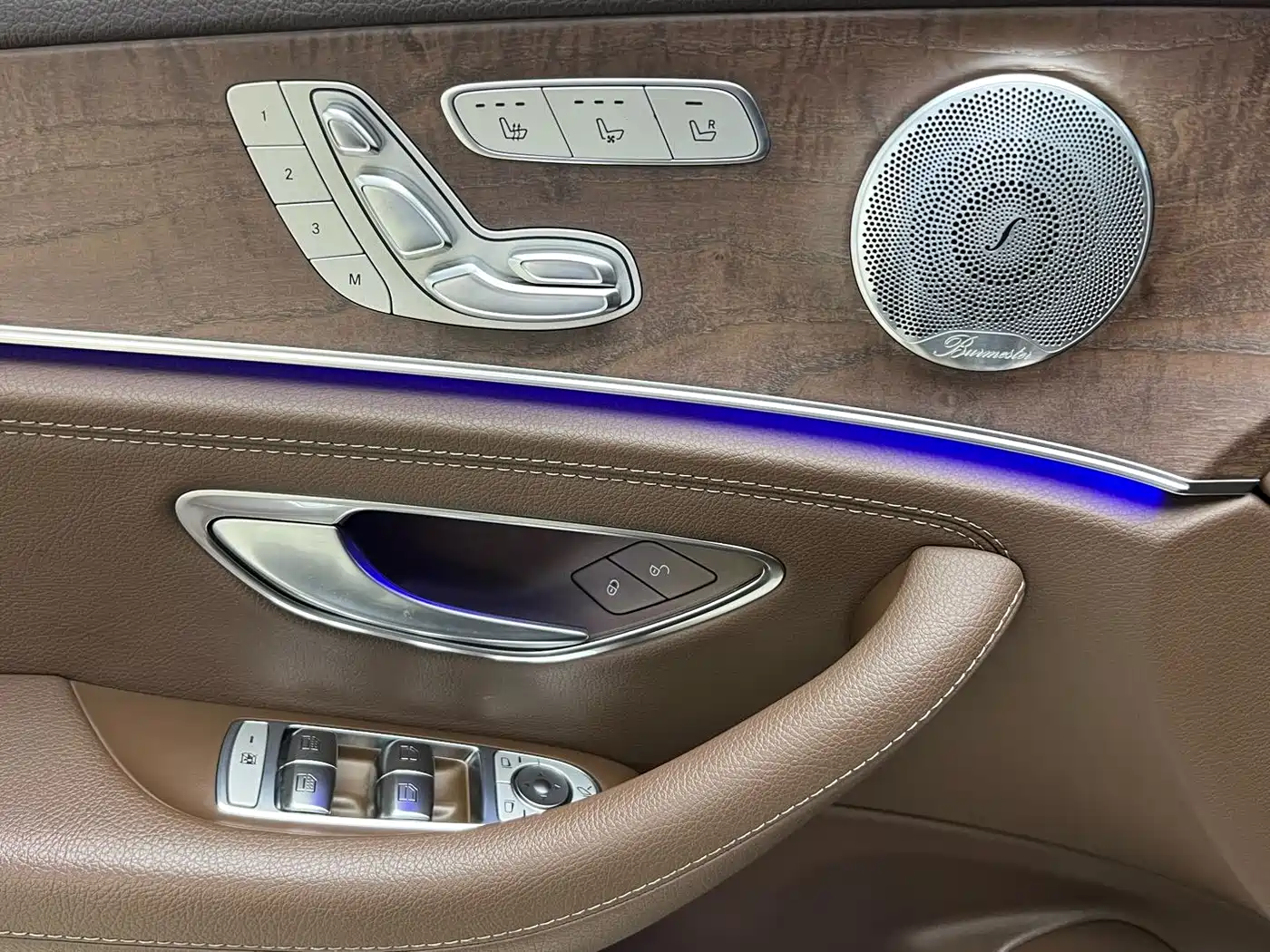 Mercedes-Benz E-Class 2020 Facelift E 300 L Exclusive фото 20