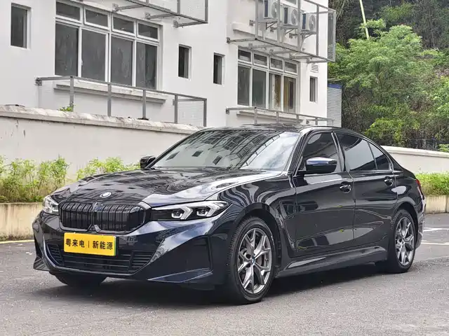 BMW i3 2023