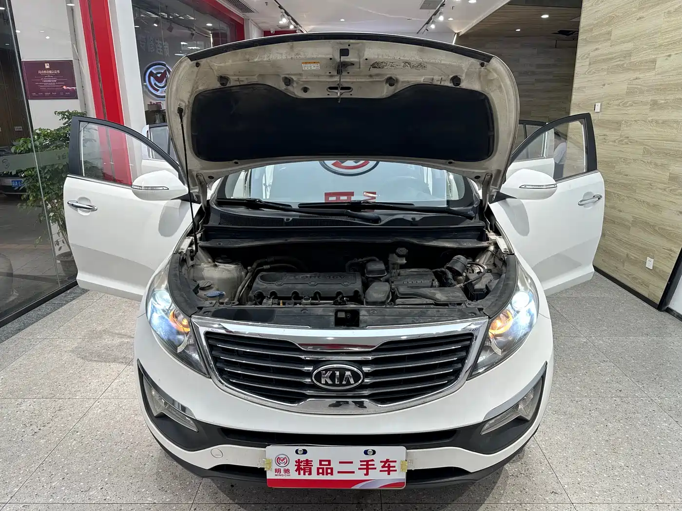 Kia Sportage 2011 2.0L Automatic 2WD GLS фото 7