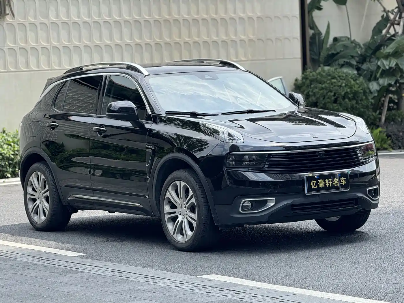 Lynk & Co 01 2019 2.0T 2WD Type Pro Version China VI фото 3