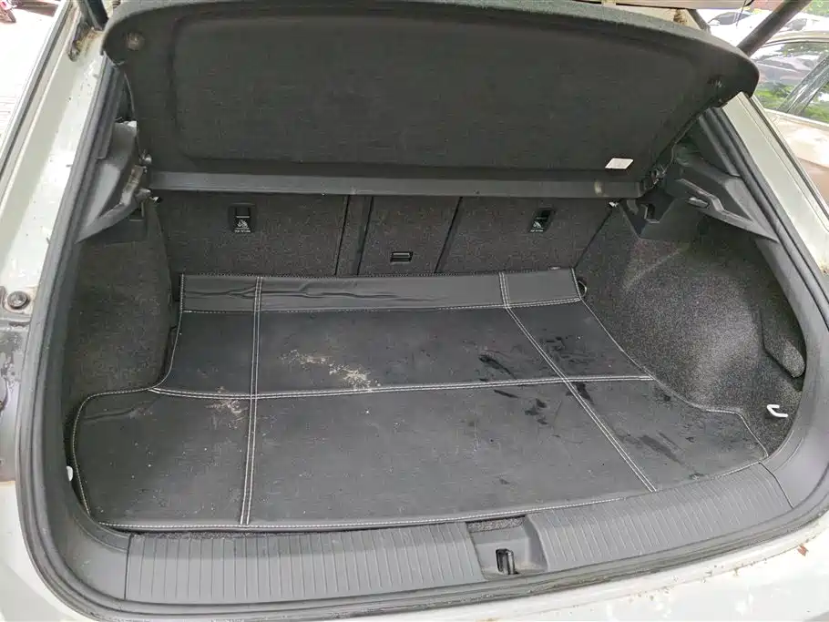 Volkswagen T-ROC 2020 280TSI DSG 2WD R-Line фото 4