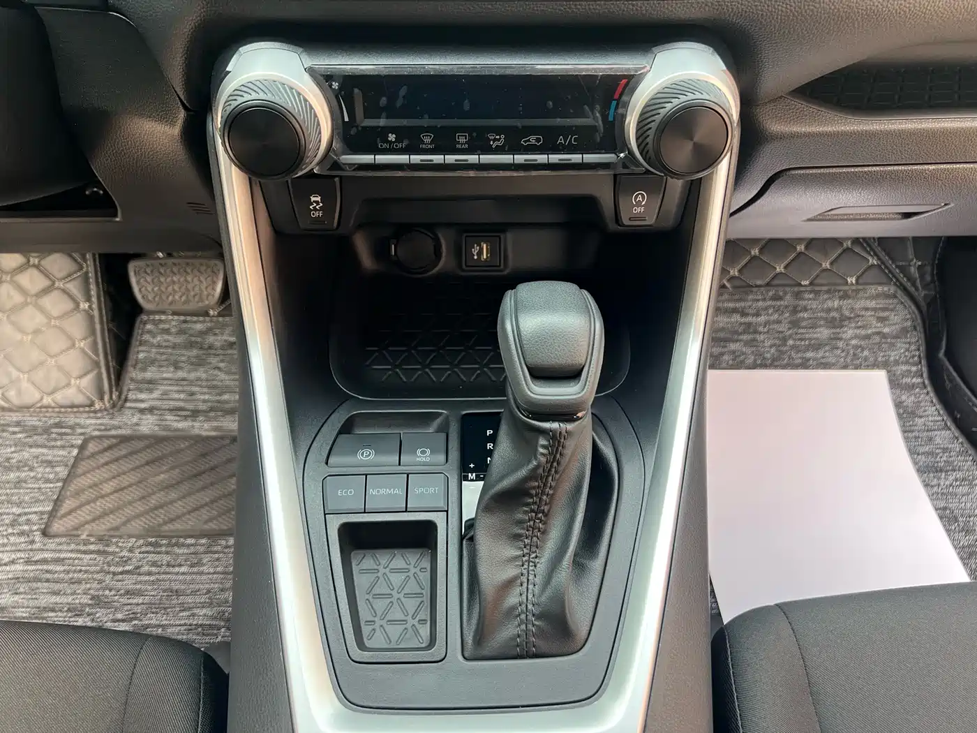 Toyota Wildlander 2024 2024 2.0L CVT FWD Leading Edition