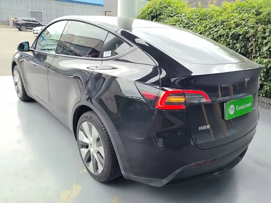Фото 5 - Tesla Model Y