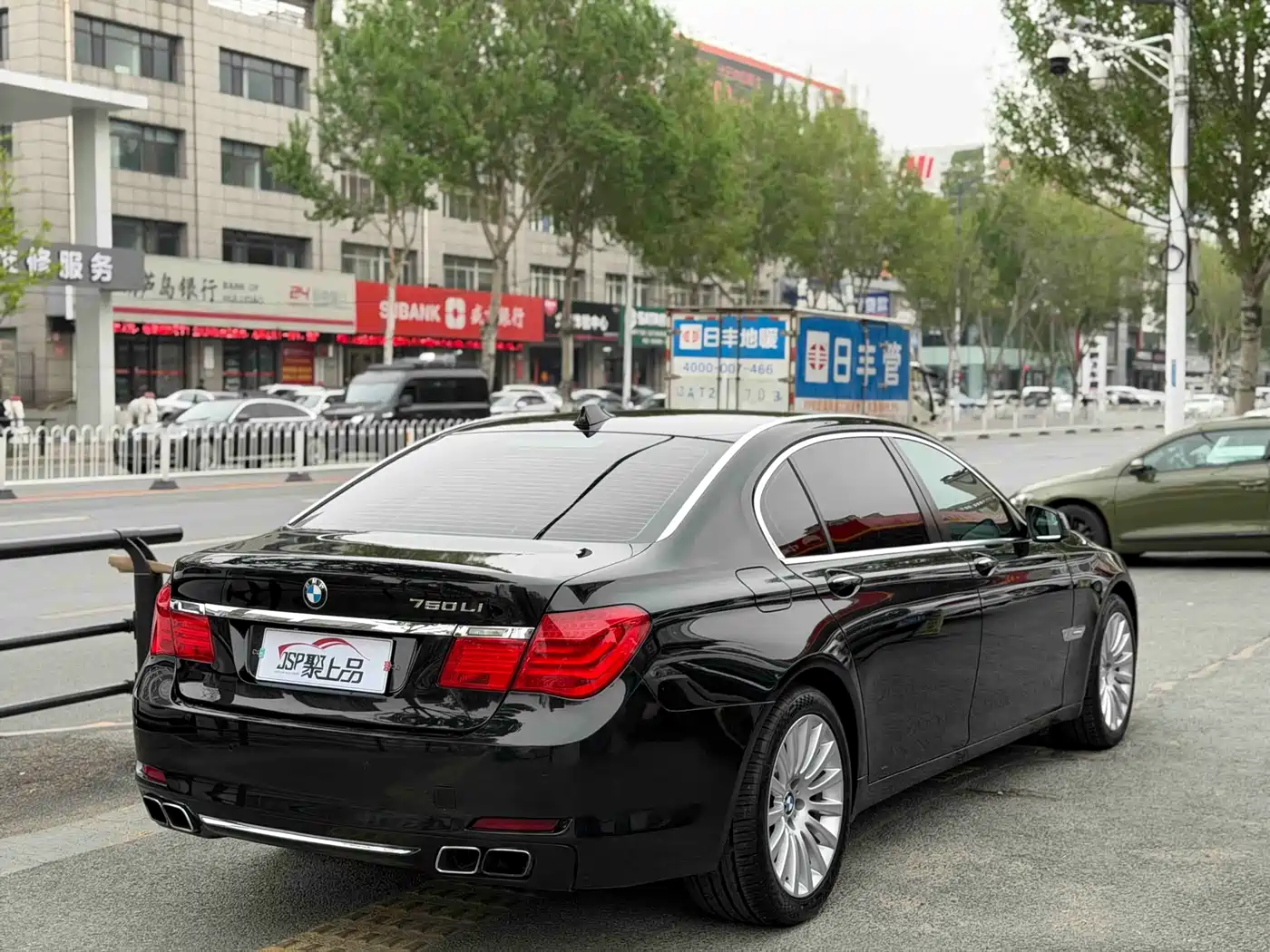 BMW 7 Series 2009 740Li Premium фото 10
