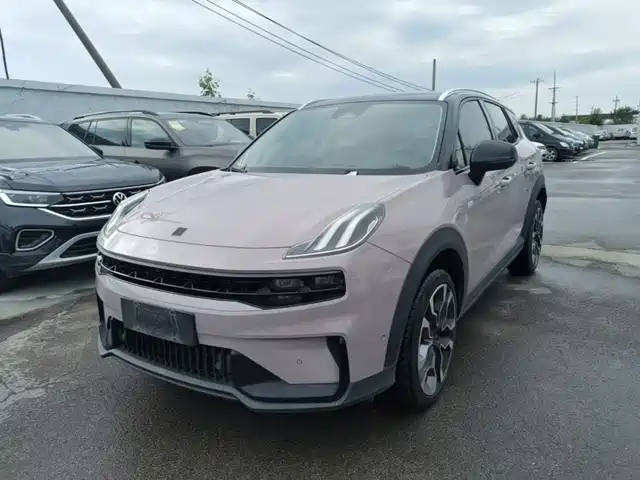 Lynk & Co 06 2022