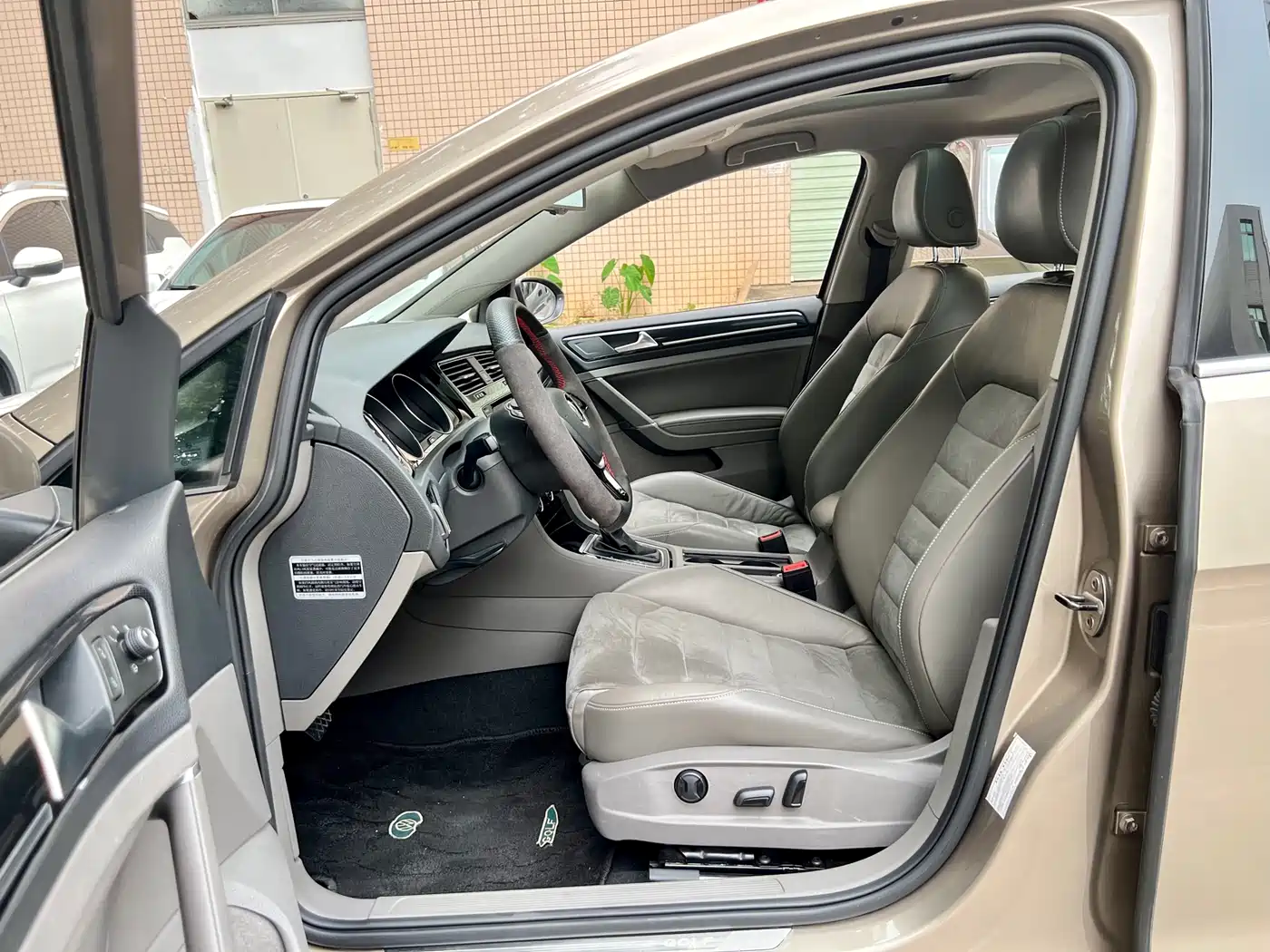Volkswagen Golf 2014 1.4TSI Automatic Flagship фото 6