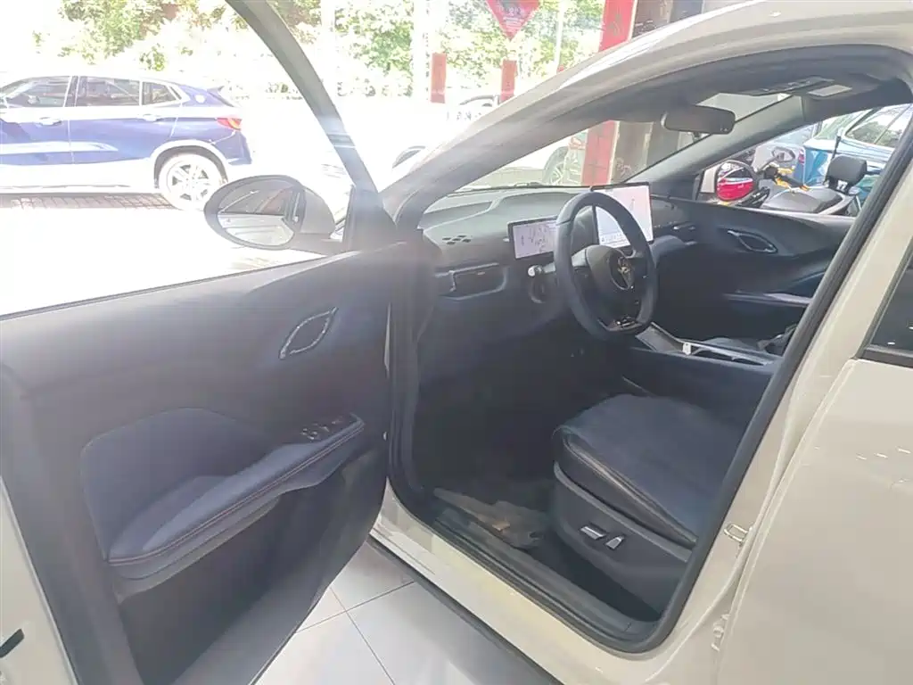 BYD Seagull 2025 Smart Drive Edition 305km Freedom Version фото 12