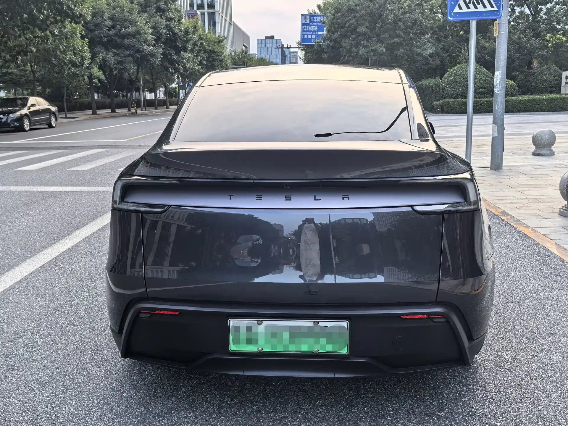 Фото 4 - Tesla Model Y
