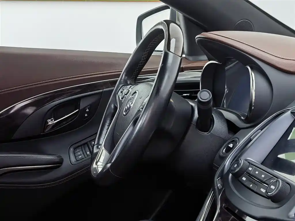 Buick LaCrosse 2013 2.4L SIDI Luxury Comfort фото 22