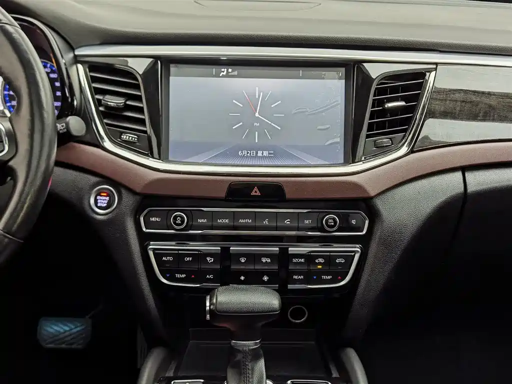 GAC Trumpchi Trumpchi GS8 2017 320T 2WD Luxury Smart Connect (7-seater) фото 12