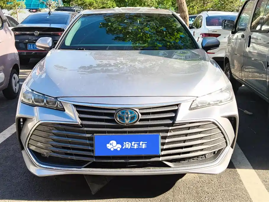 Toyota Avalon 2019 Hybrid 2.5L Luxury Edition China VI фото 2