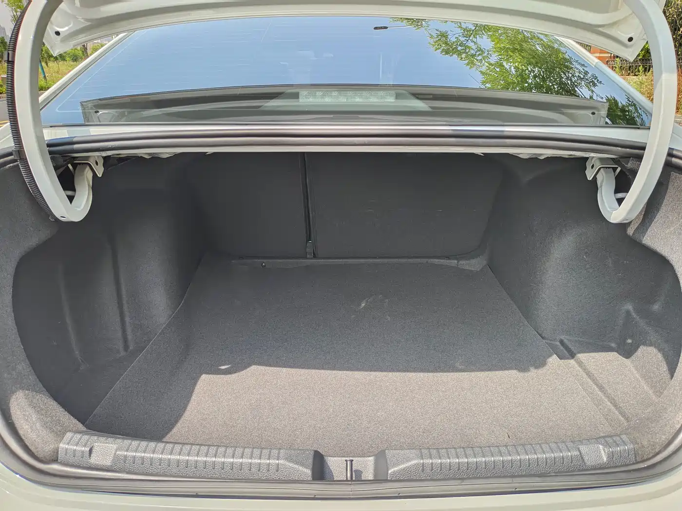 Volkswagen Lavida 2024 Model 300TSI DSG Starlight Leading Edition фото 30