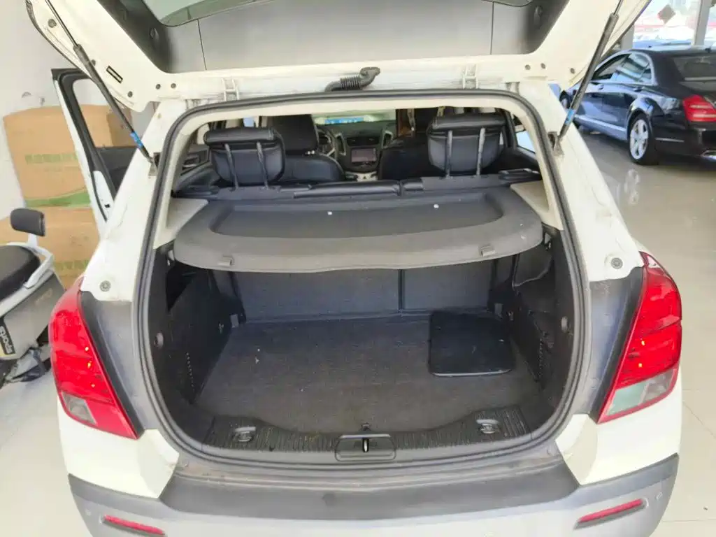 Фото 5 - Chevrolet Trax