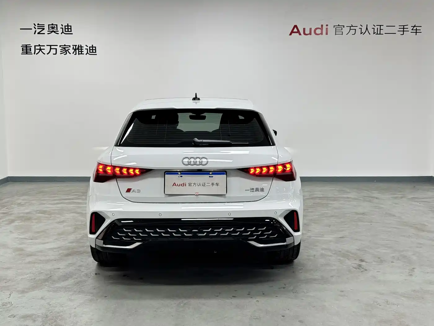 Audi A3 2025 Sportback 35TFSI Flying Premium фото 4
