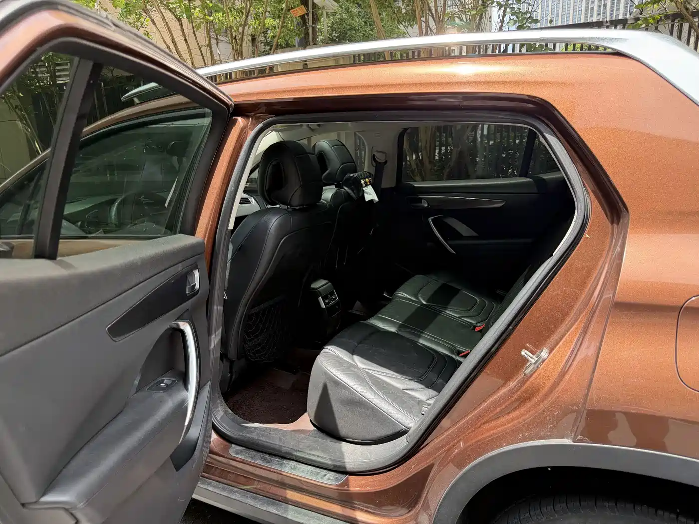 DS 6 2015 2014 1.6T Luxury Edition THP160