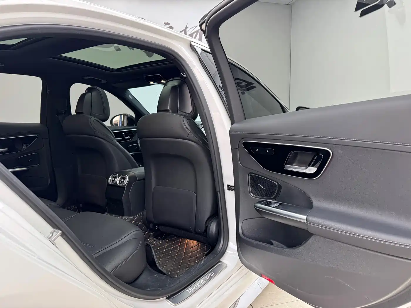 Mercedes-Benz C-Class 2022 C 260 L Sport Edition фото 12