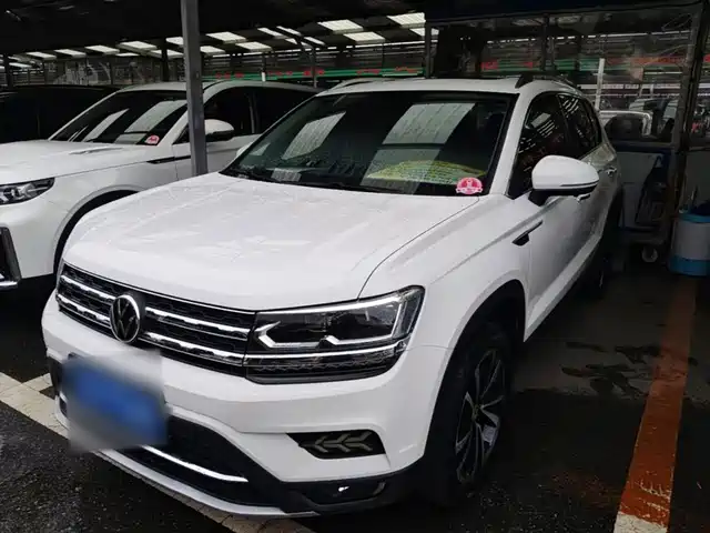  Volkswagen Tharu 2021 330TSI 4WD Luxury Plus