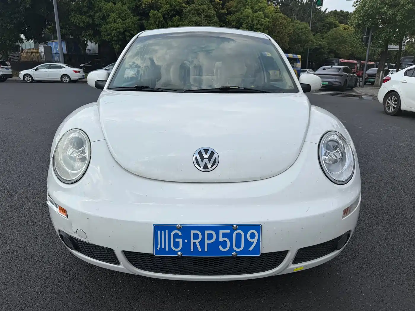 Volkswagen Beetle 2010 2010 Model 2.0 BlackOrange Comfort Edition