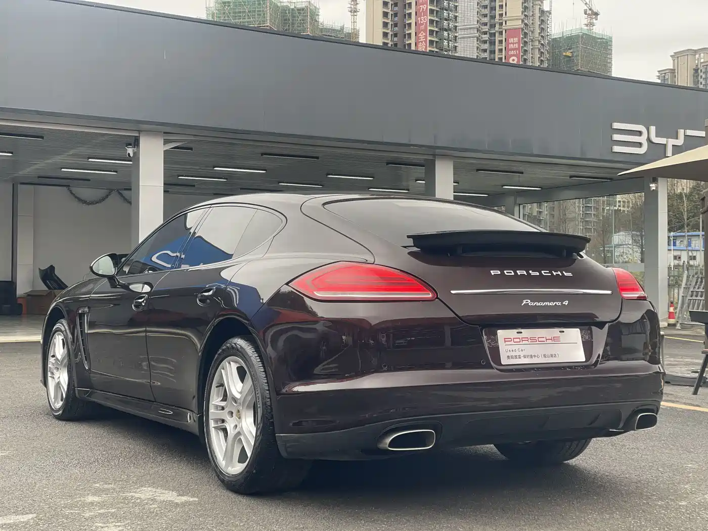 Porsche Panamera 2010 Panamera 4 3.6L фото 18