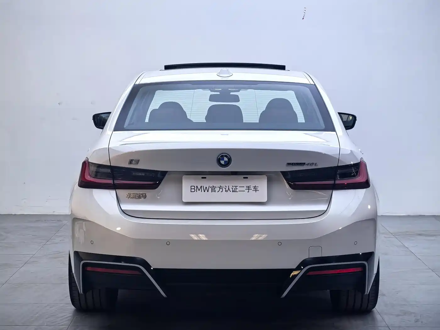 BMW i3 2025 eDrive 40 L Shadow Night Package фото 5