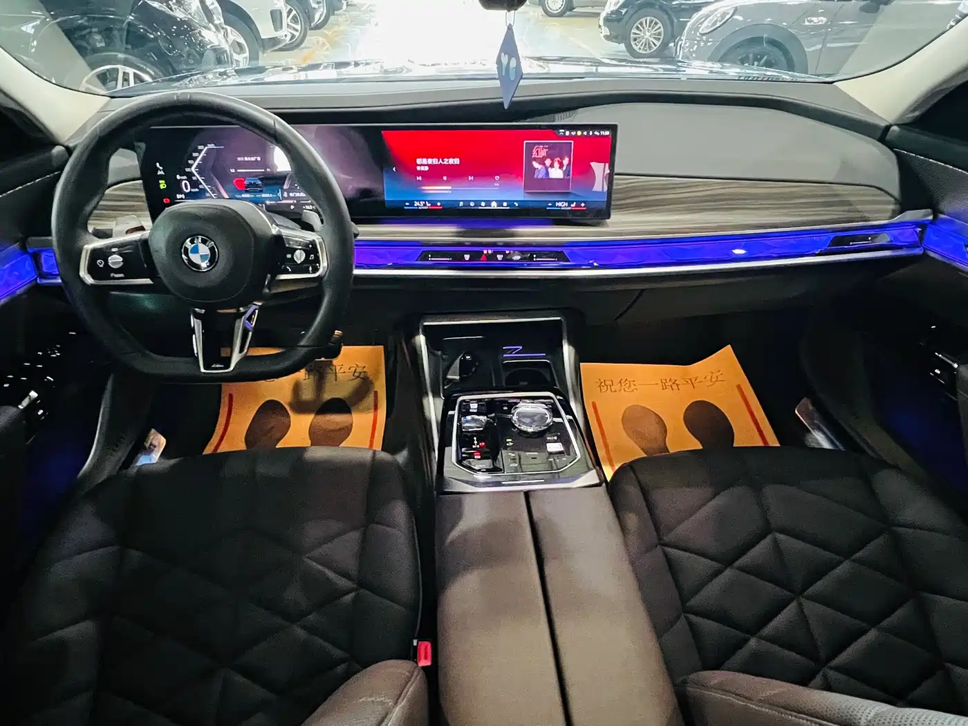 BMW 7 Series 2023 Model 735Li M Sport Package фото 9