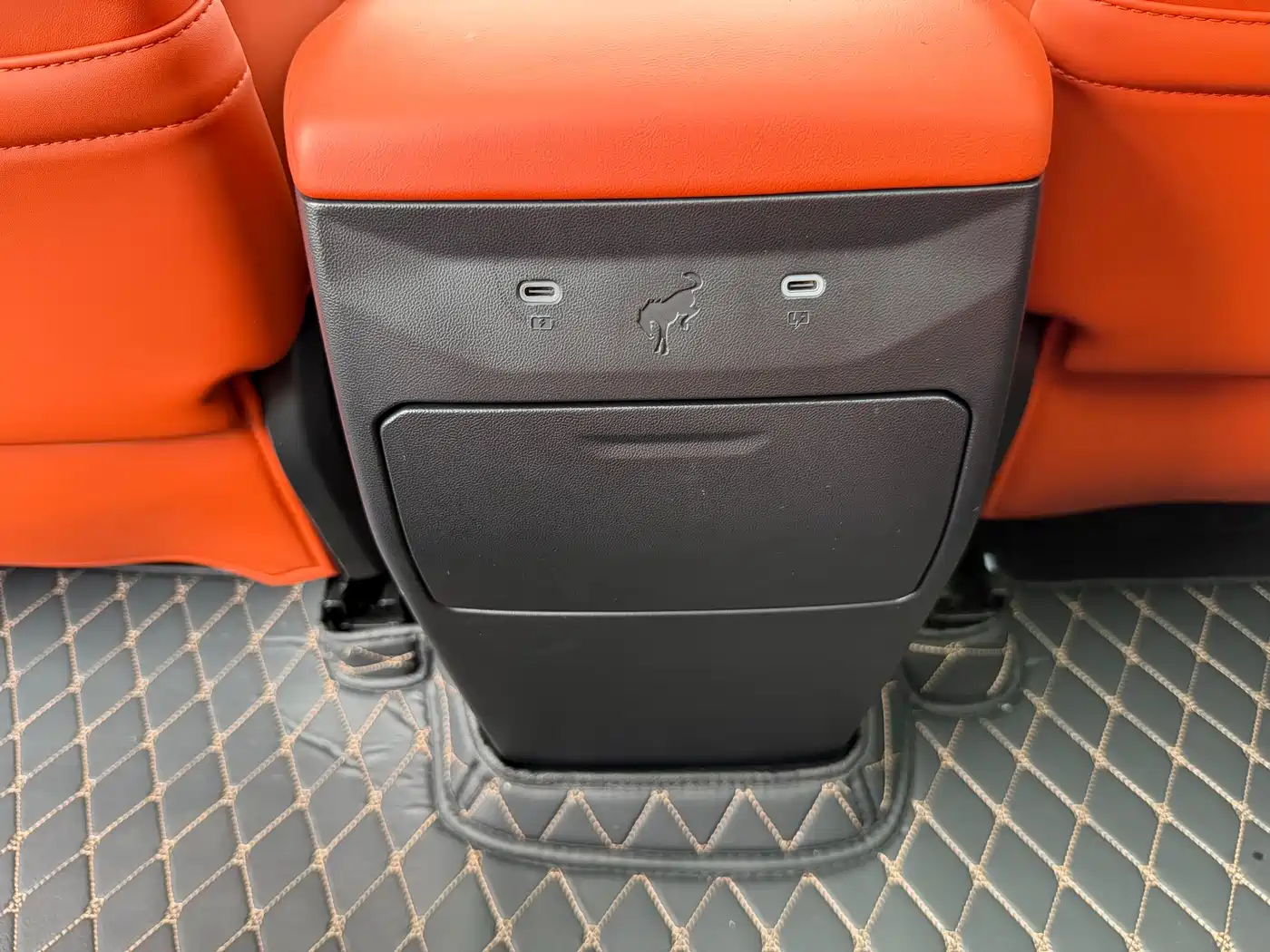 Ford Mustang NEV 2026 2025 Plug-in Range Extender Hybrid