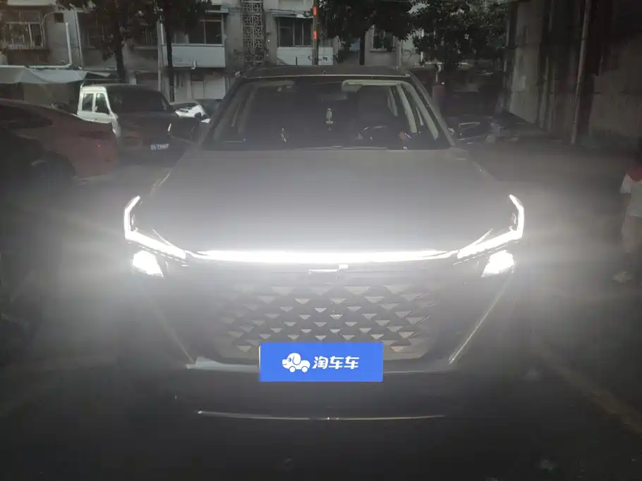 Changan Oshan Z6 2022 2022 Blue Whale 1.5T DCT Intelligent Premium