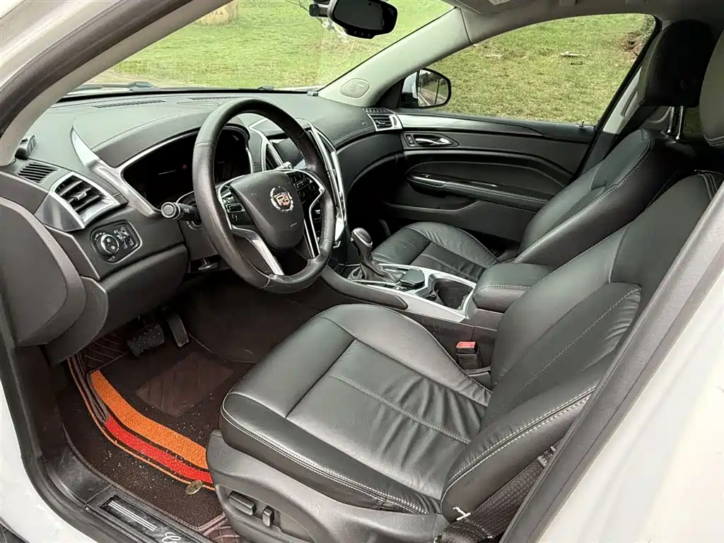 Cadillac SRX 2015 3.0L Comfort фото 7