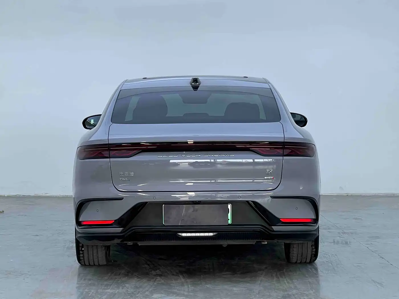 BYD Han 2025 DM-i Smart Driving Edition 125KM Honor фото 7